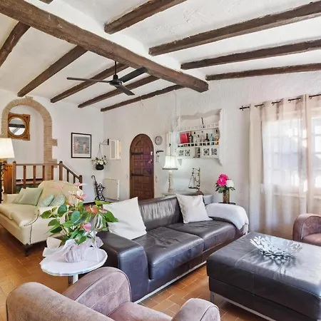 Conchita Semesterbostad